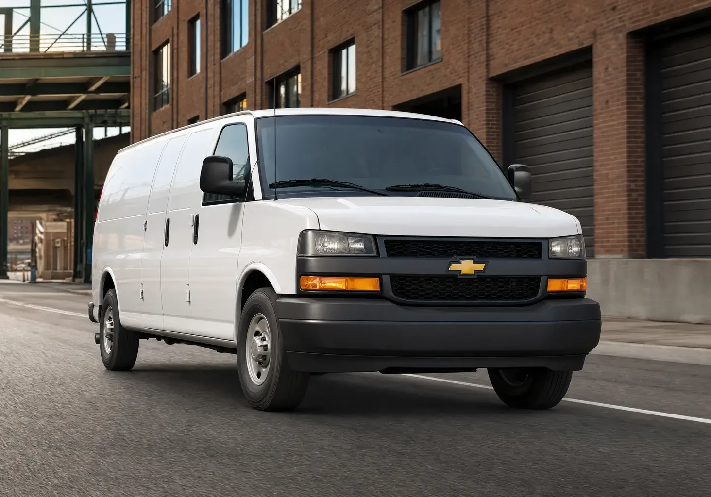 2026-chevrolet-express-cargo-block-3-1
